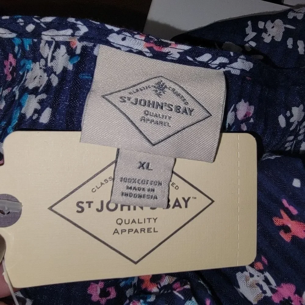 St. John's Bay Nwt floral burton front tie hem peasant top size XL